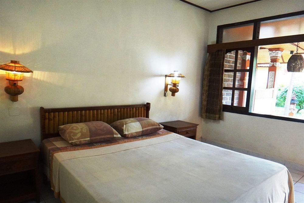 Lovina Beach Hotel Lovina (Bali)